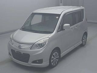 MITSUBISHI DELICA D2 2014