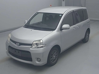 TOYOTA SIENTA 2012