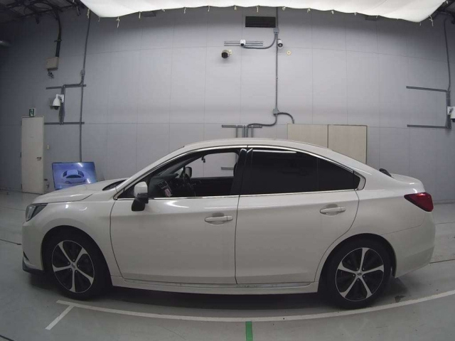 SUBARU LEGACY B4 2016