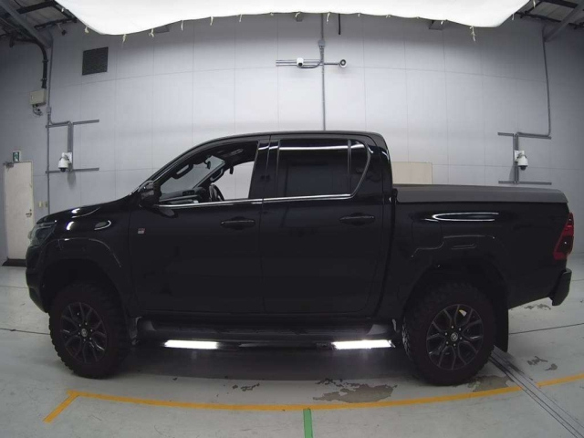 TOYOTA HILUX 2022