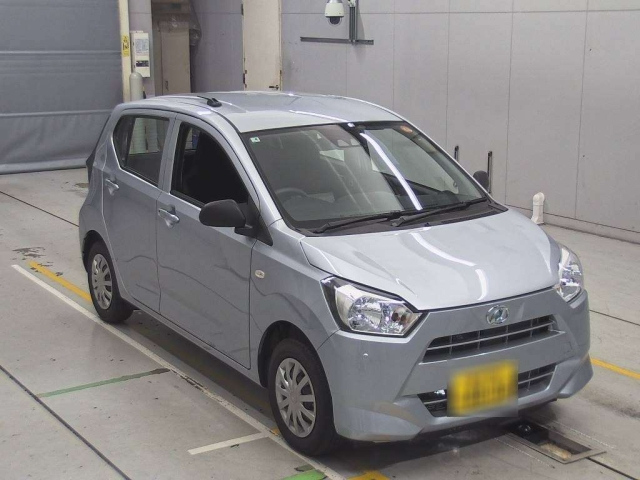 DAIHATSU MIRA E S 2025