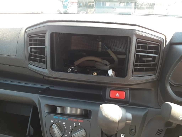 DAIHATSU MIRA E S 2025