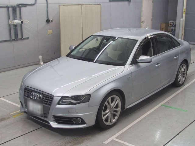 AUDI S4 2010