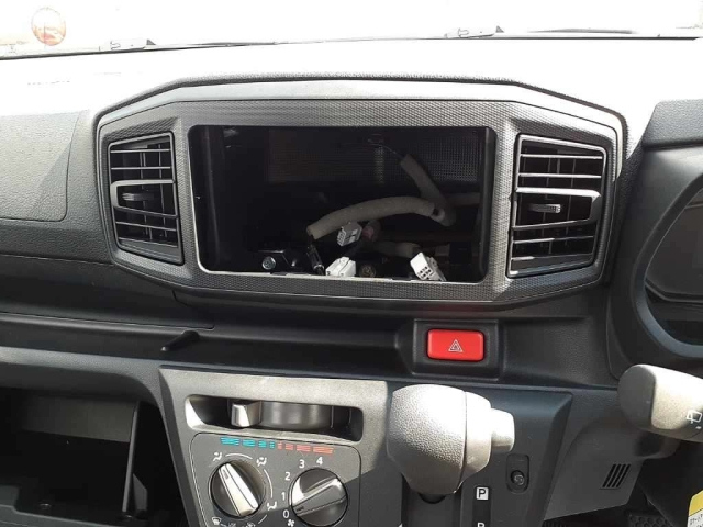 DAIHATSU MIRA E S 2025