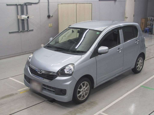 TOYOTA PIXIS EPOCH 2016