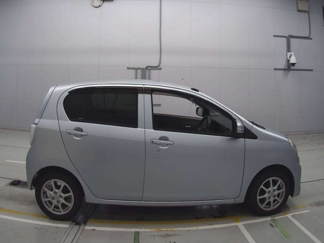 TOYOTA PIXIS EPOCH 2016