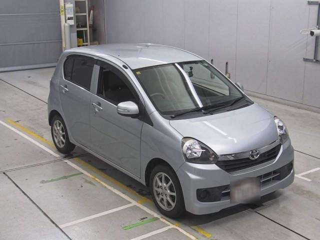 TOYOTA PIXIS EPOCH 2016