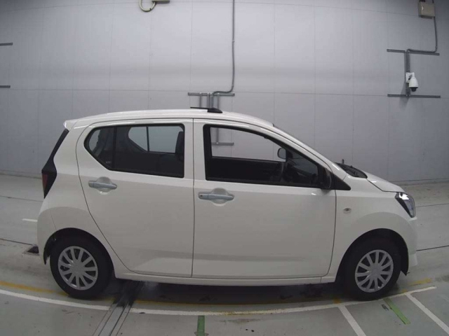DAIHATSU MIRA E S 2025