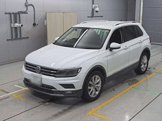 VOLKSWAGEN TIGUAN 2019