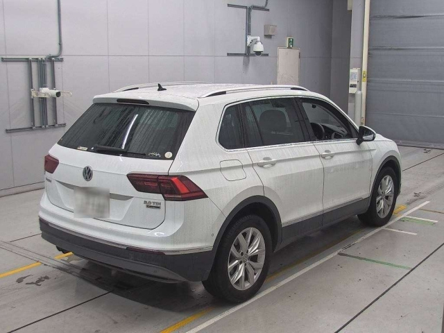 VOLKSWAGEN TIGUAN 2019