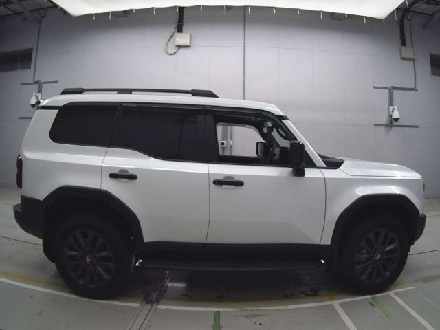 TOYOTA LAND CRUISER 2024