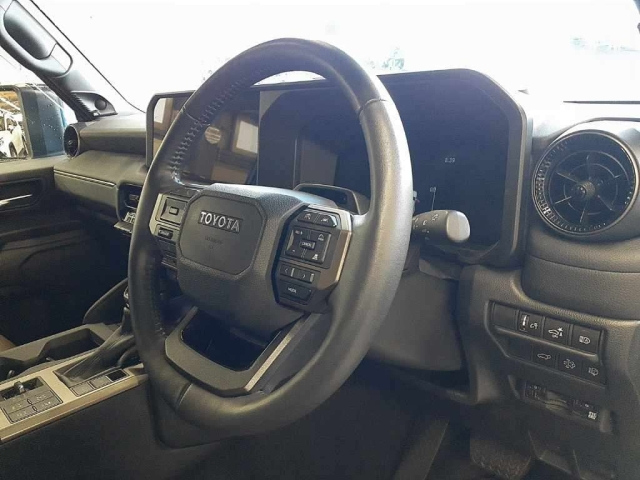 TOYOTA LAND CRUISER 2024