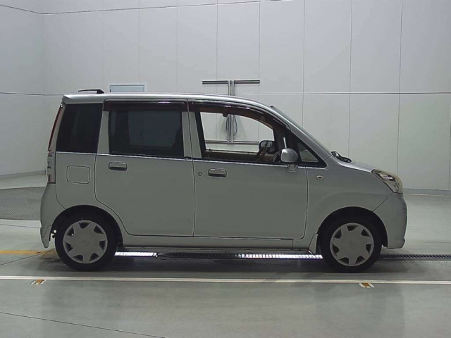 SUBARU STELLA 2009