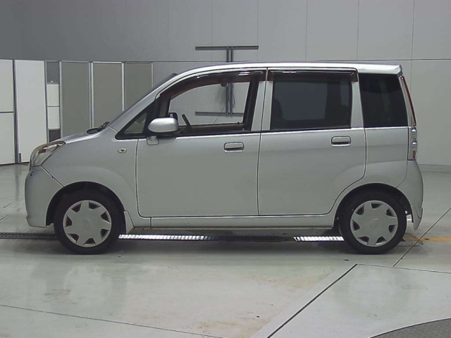 SUBARU STELLA 2009