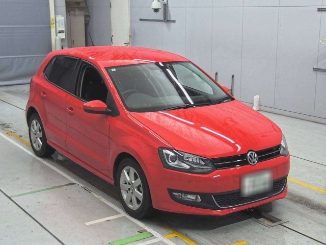 VOLKSWAGEN POLO 2012