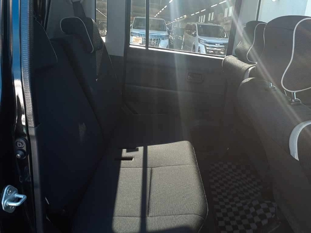 TOYOTA PIXIS SPACE 2011