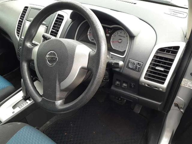 NISSAN WINGROAD 2009