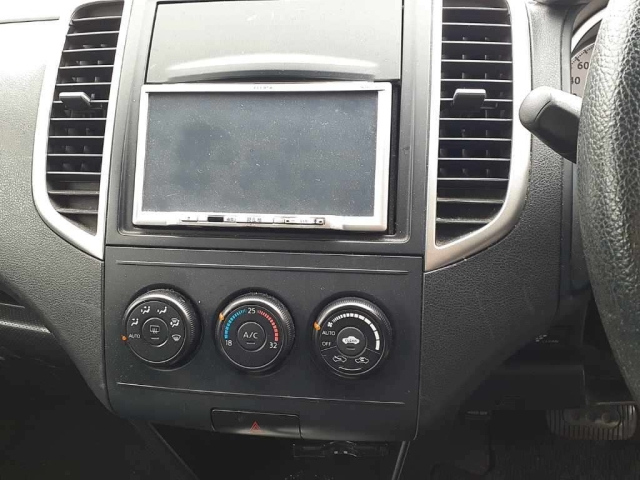 NISSAN WINGROAD 2009