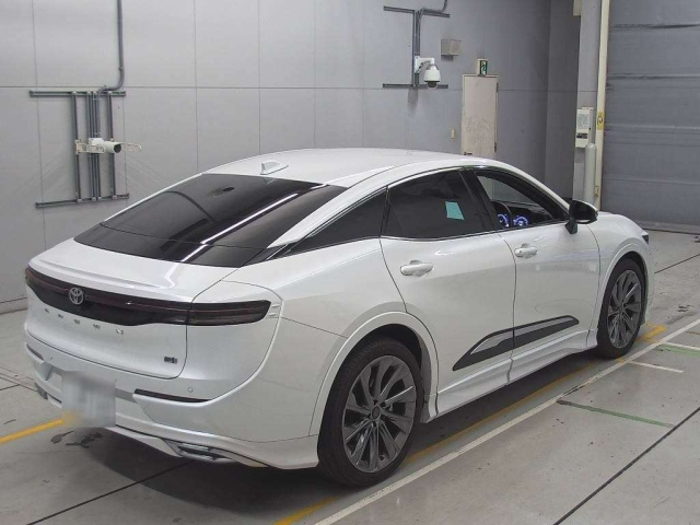 TOYOTA CROWN CROSSOVER 2023