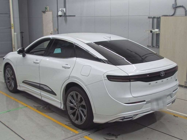 TOYOTA CROWN CROSSOVER 2023