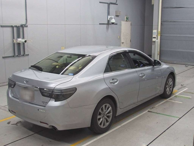 TOYOTA MARK X 2018