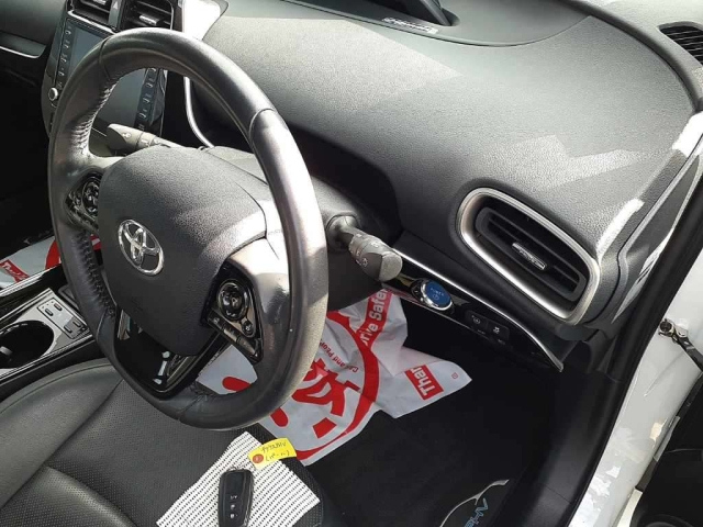 TOYOTA PRIUS PHV 2021