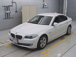 BMW 5 SERIES 2012