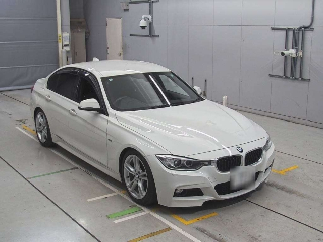 BMW 3 SERIES 2013