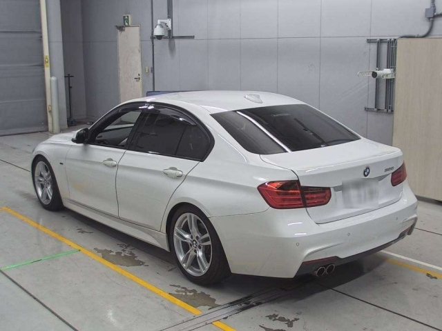 BMW 3 SERIES 2013