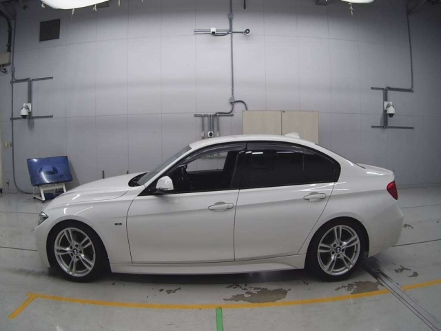 BMW 3 SERIES 2013
