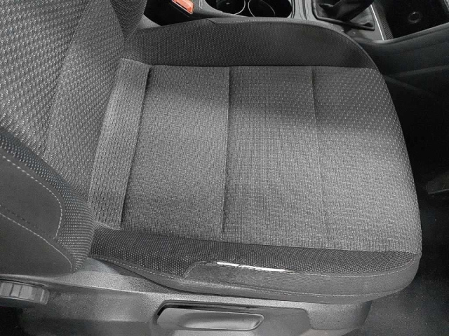 VOLKSWAGEN GOLF TOURAN 2016