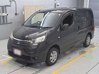MITSUBISHI DELICA D3 2019