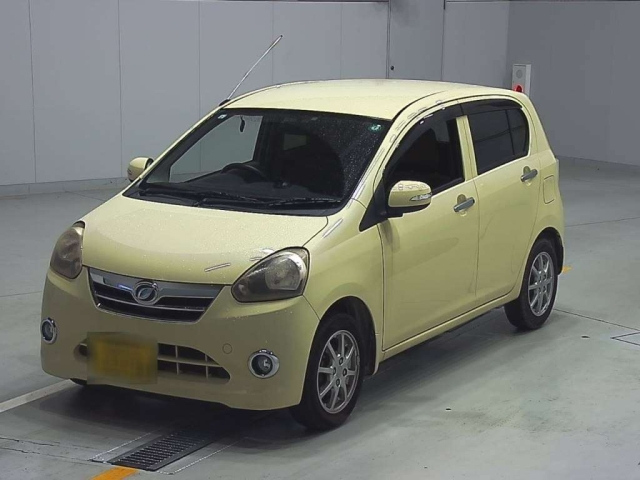 DAIHATSU MIRA E S 2012