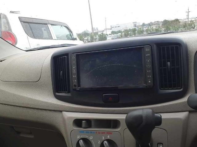 DAIHATSU MIRA E S 2012