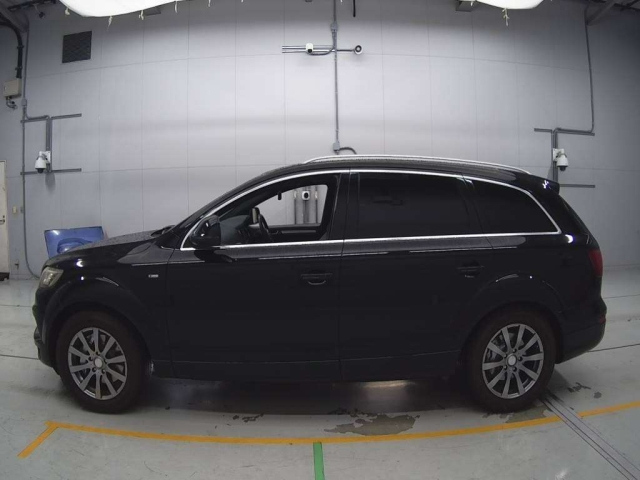 AUDI Q7 2010