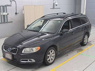 VOLVO V70 2012