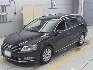 VOLKSWAGEN PASSAT VARIANT 2012