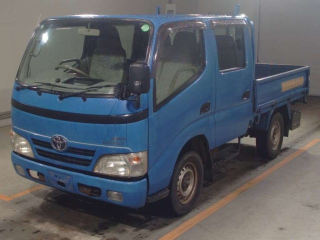 TOYOTA DYNA 2009