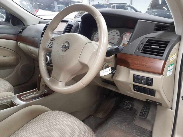 NISSAN SYLPHY 2008