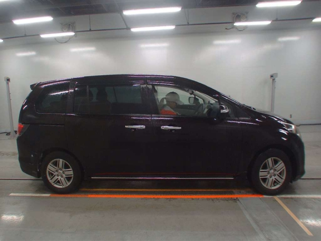 MAZDA MPV 2011