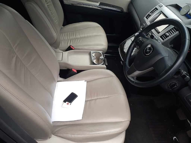 MAZDA MPV 2011