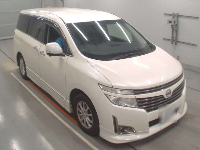 NISSAN ELGRAND 2013