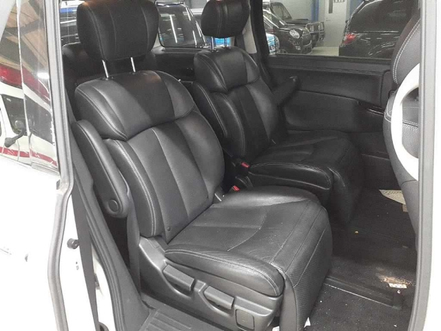 NISSAN ELGRAND 2013