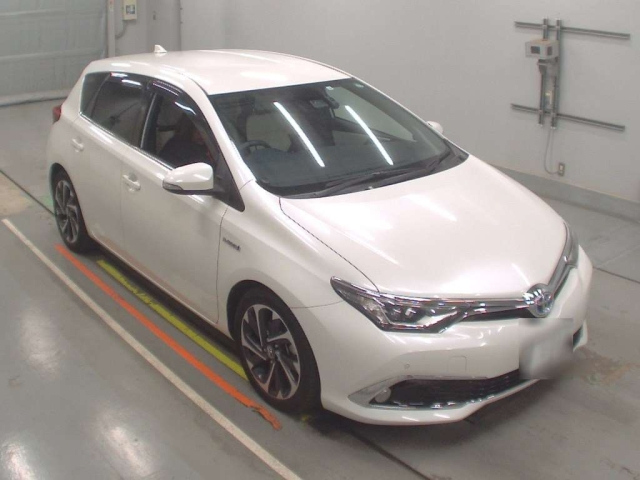TOYOTA AURIS 2017