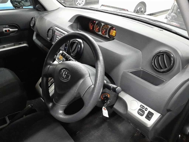 TOYOTA COROLLA RUMION 2009