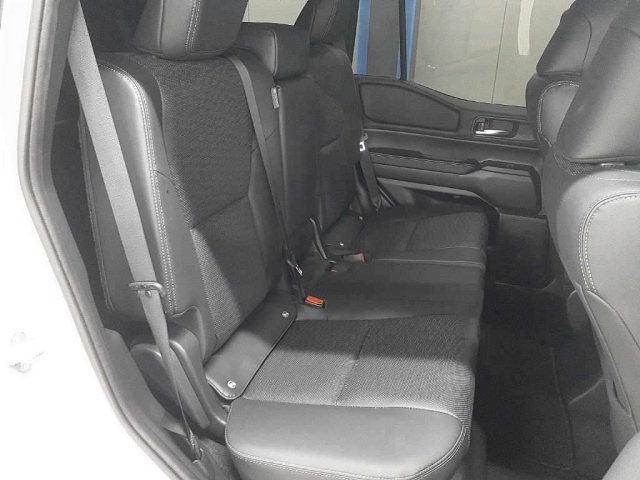 TOYOTA LAND CRUISER 2024