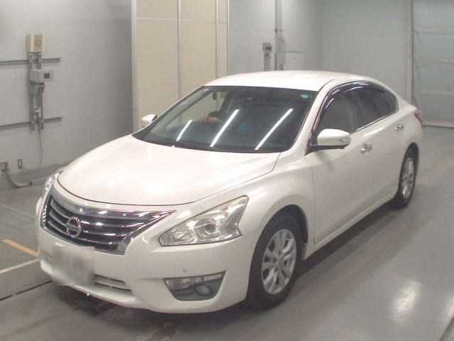 NISSAN TEANA 2015