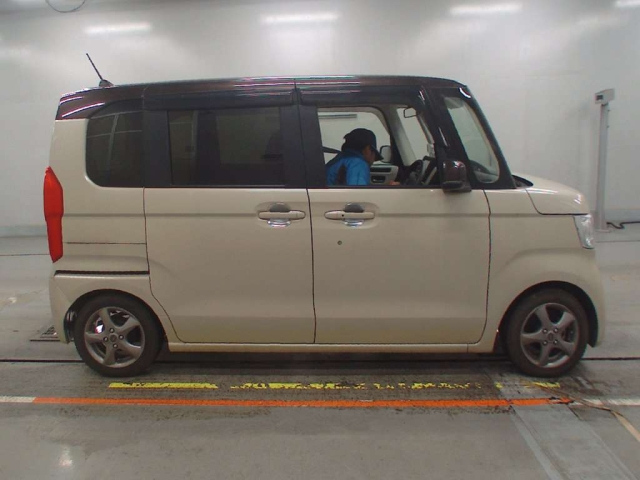 HONDA N BOX 2019