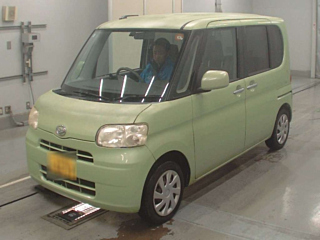 DAIHATSU TANTO 2013