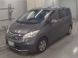 HONDA FREED 2013